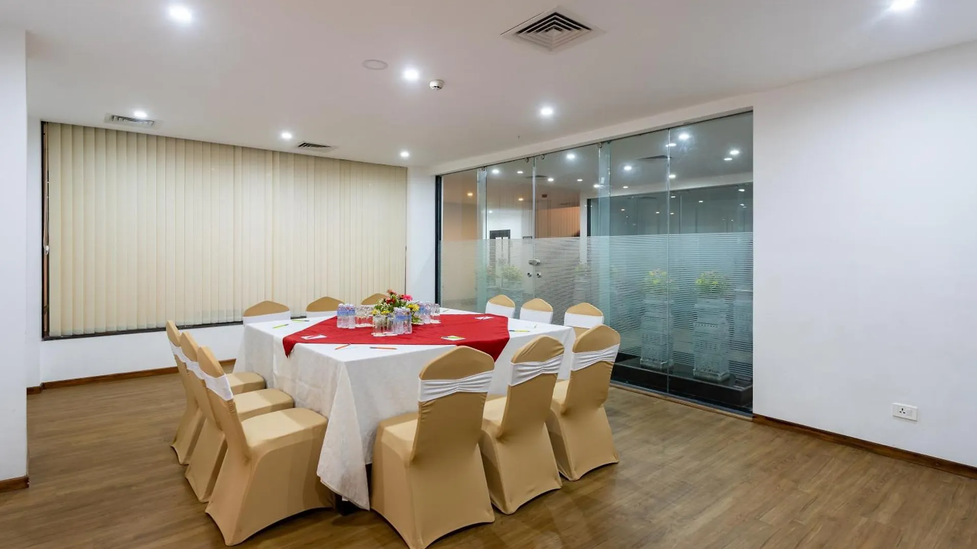 Hotel Lo Mustang Kathmandu Nepal